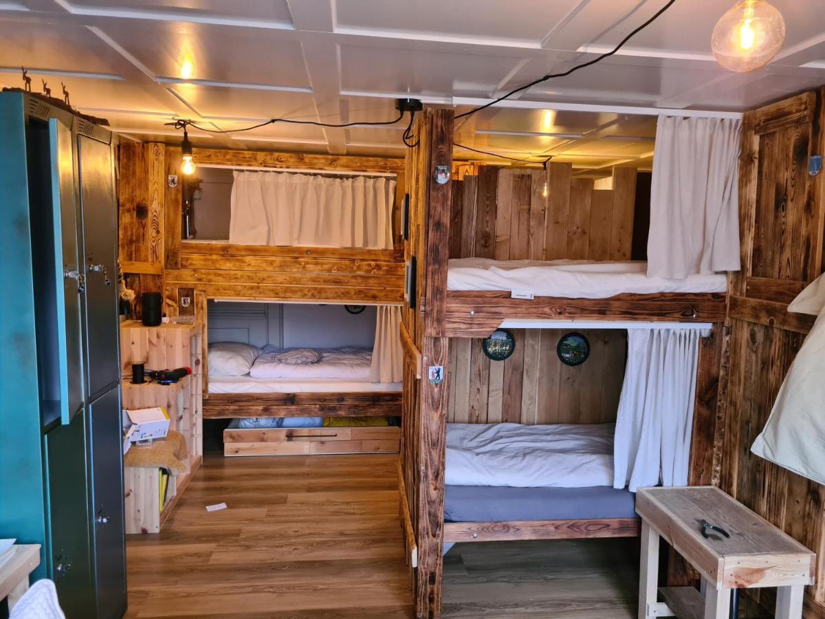 Backpacker Baeren Apartment Urnasch Ngoại thất bức ảnh